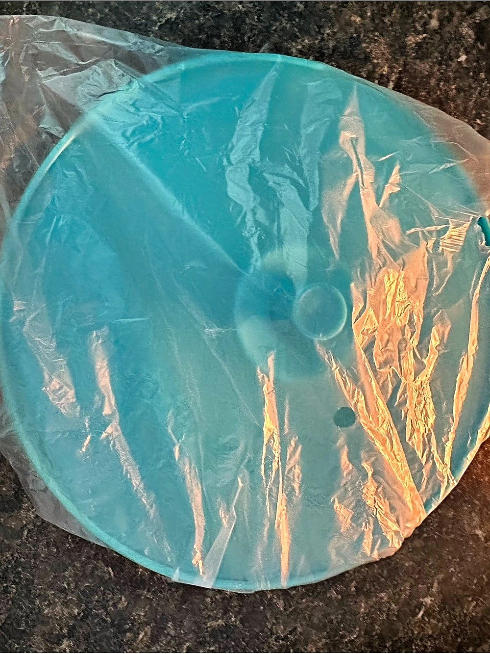 Tupperware Blue Pitcher New - Picture 6 of 8